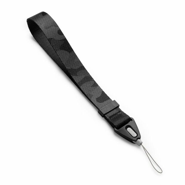 Ремешок Fusion Hand Strap Camo Black (ST69306RS)